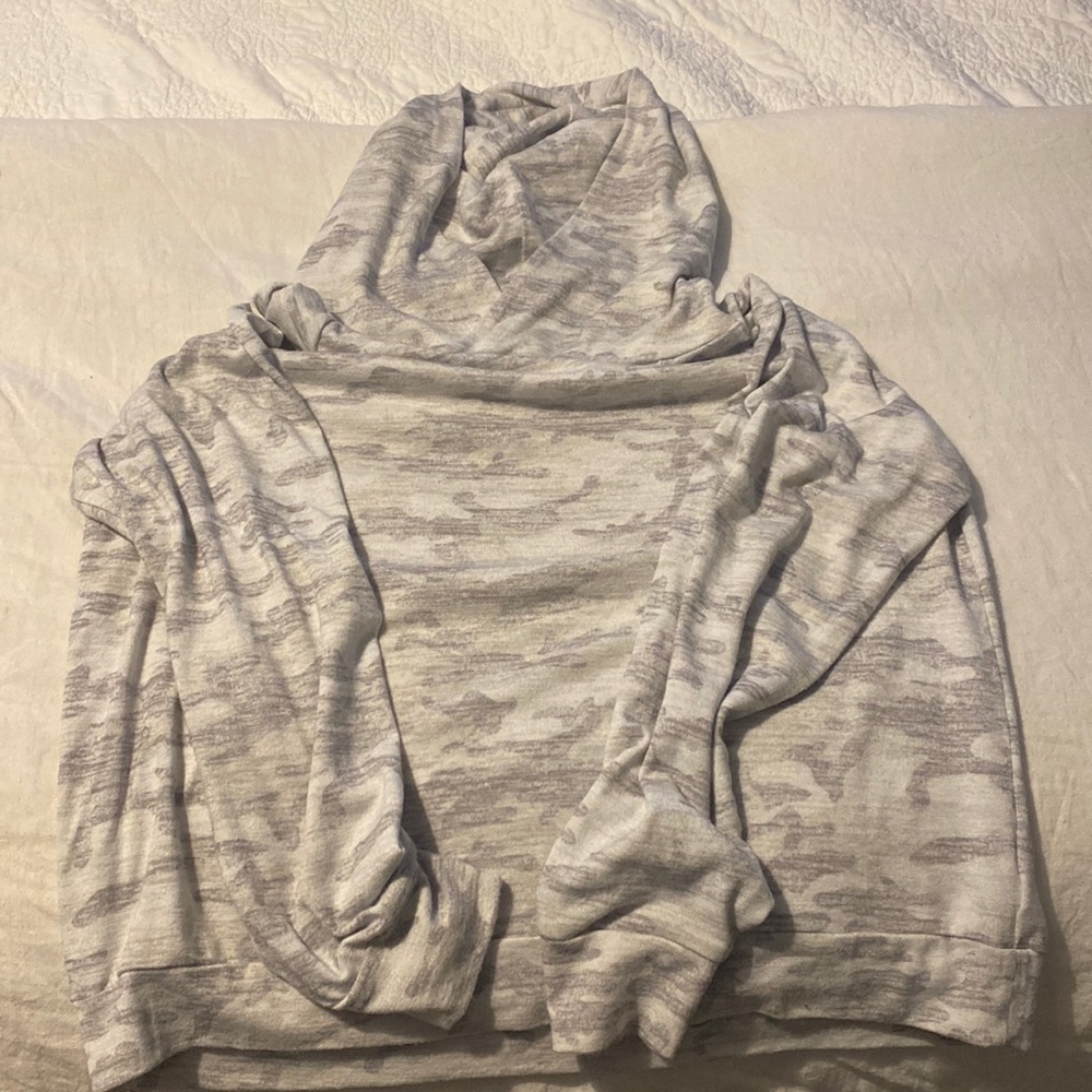 Gap brand slouchy slub hoody,  L, tonal camo pattern